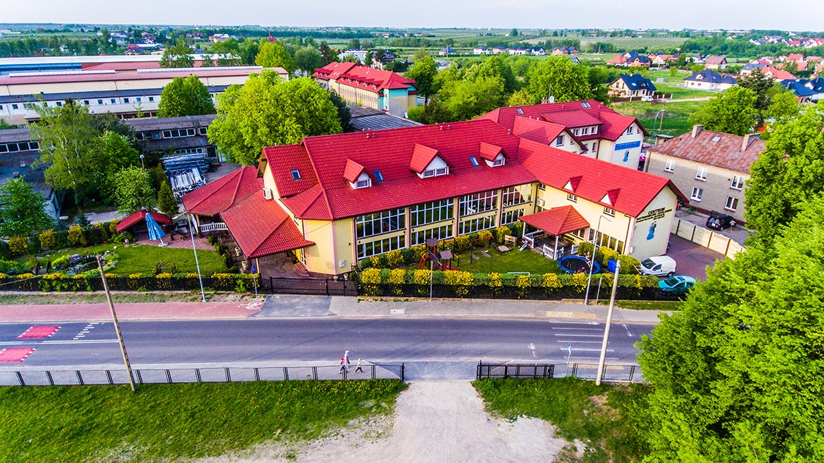 Kompleks Gastronomiczno - Noclegowy w Warce